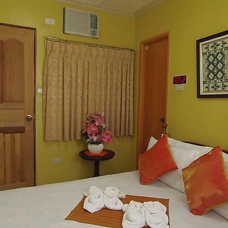 Palanca Guest House Coron Extérieur photo